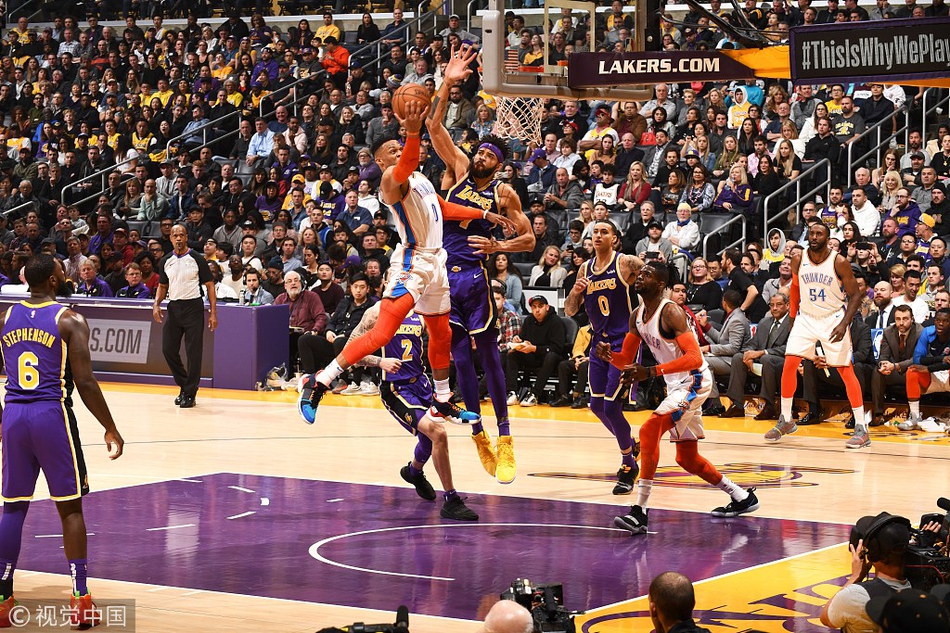 以惊人的速 以惊人的速