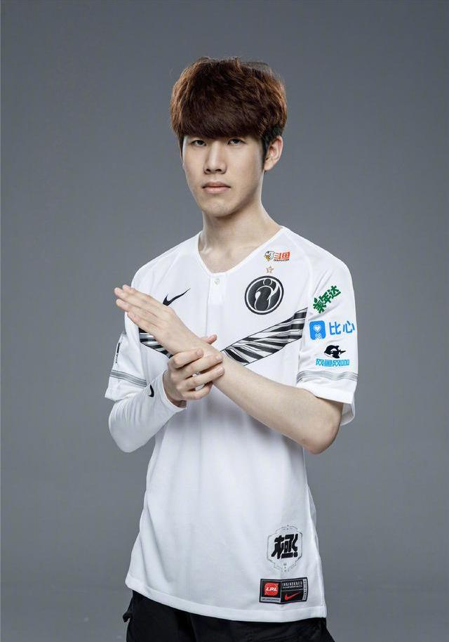 湖人的进攻 湖人的进攻